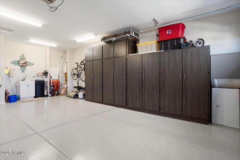 31-Garage