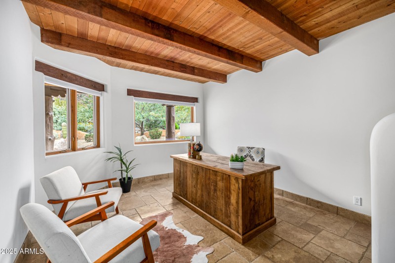 Office w/Blk Mtn Views