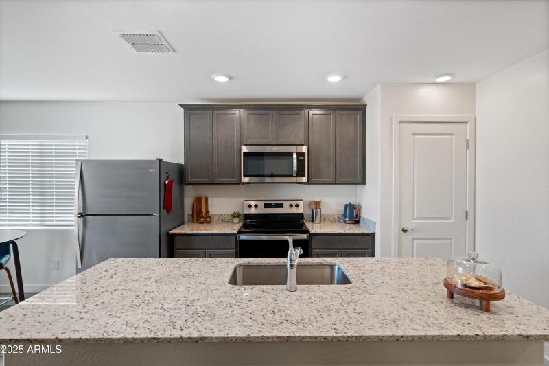 08-Kitchen