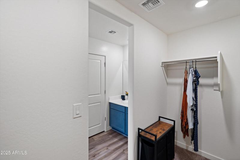 21-Primary Closet