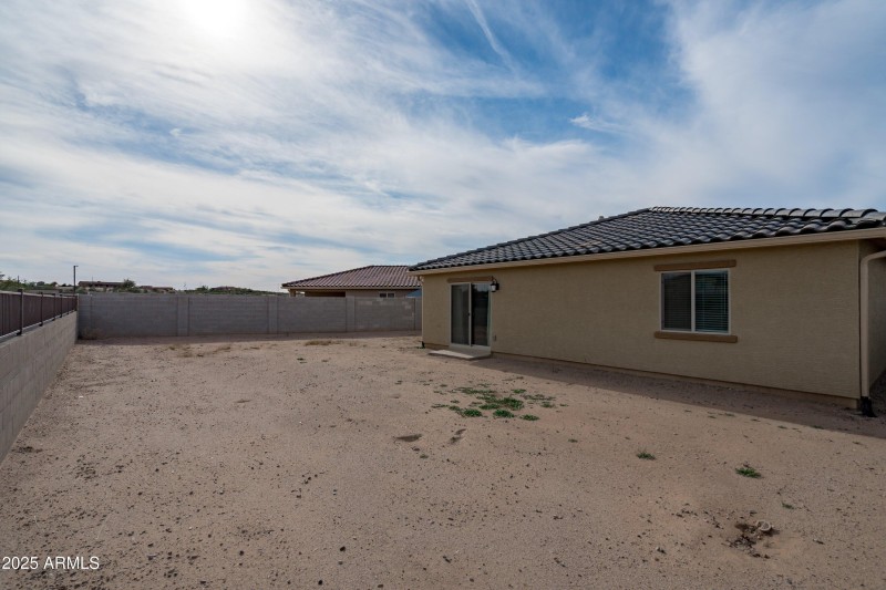 32-Backyard View