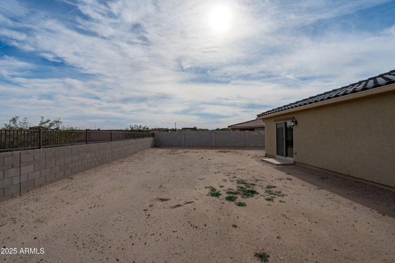 33-Backyard View