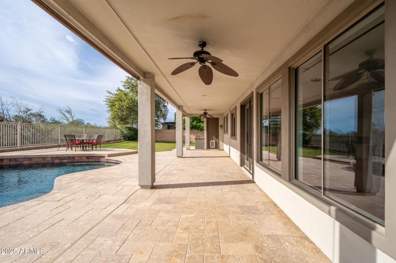 35_Back-Yard_05