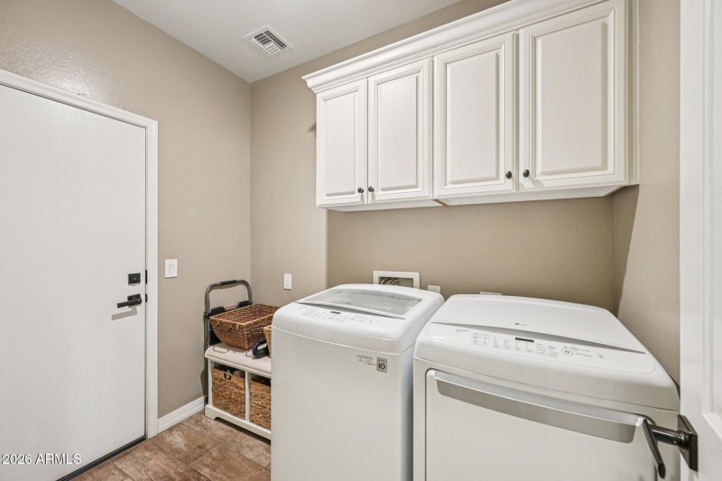 16-web-or-mls-E Lodgepole Dr-S0201-021