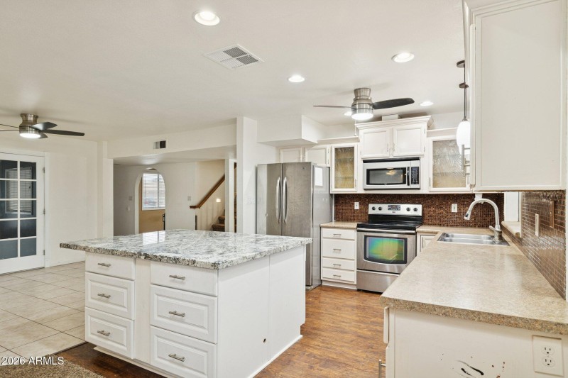 Kitchen toward Entry
