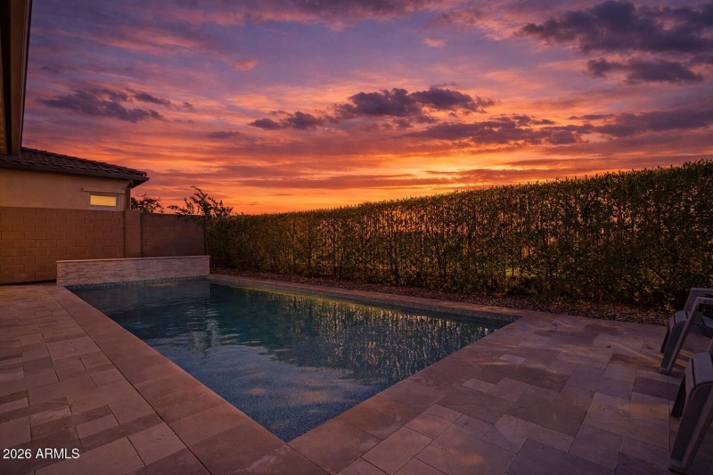 ef3e22e7-7243-4aec-8c8a-24cce8ee16a8