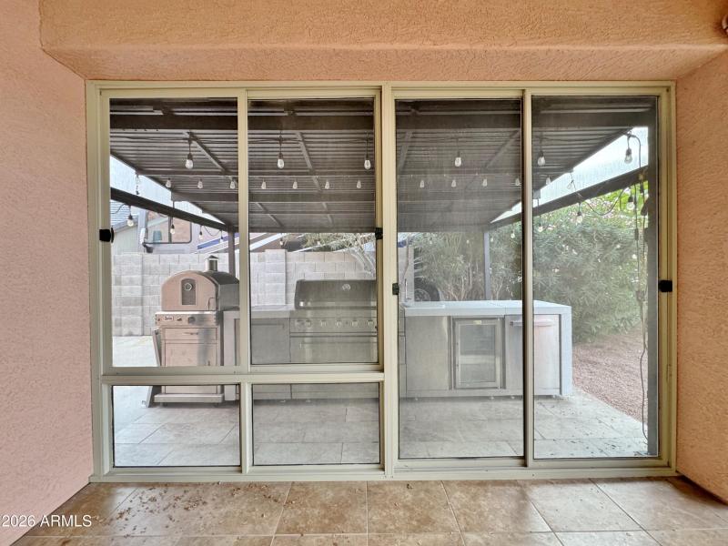 Covered BBQ/outdoor kitchen