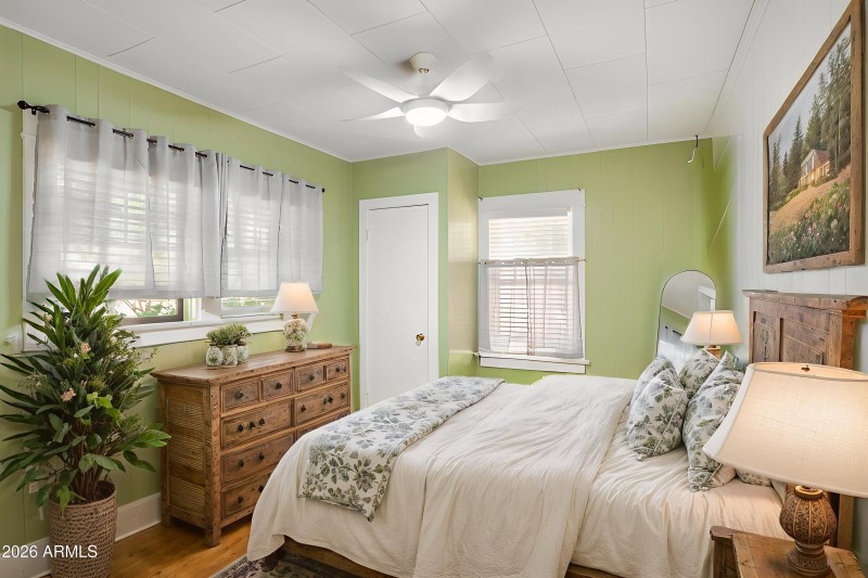 IMG_0505 - Bedroom - Farmhouse - 1