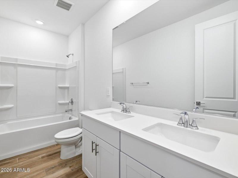 Bath 2 Double Sink