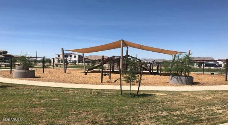 Almeria at Rancho Mercado - Community