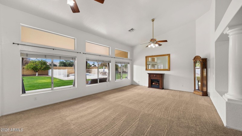 7-web-or-mls-Great Room2