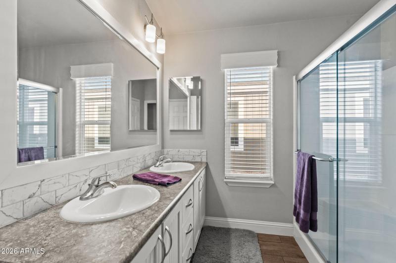 Master Bath (1)