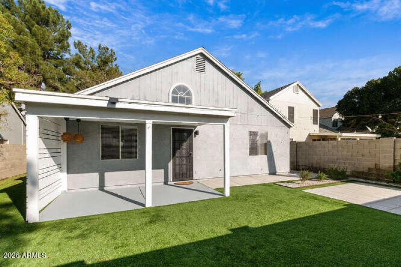 256 S Rush Cir W Chandler AZ-small-037-0