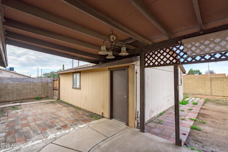 21-Garage