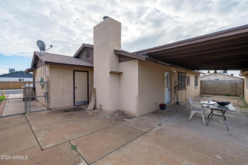 26-Backyard View
