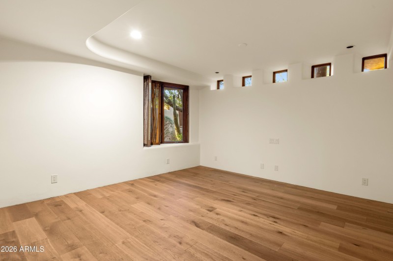 030_Lower Level Ensuite 3