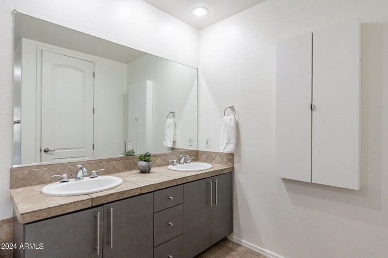dual vanity, Kohler fixtures