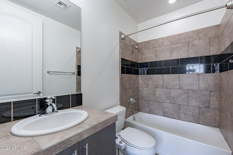 2nd bathroom upstairs