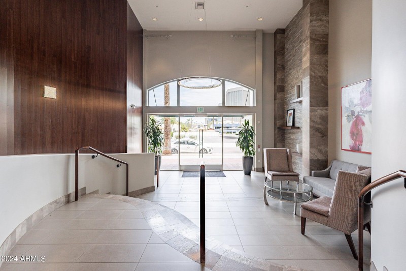 4-web-or-mls-Vernon-HD-5