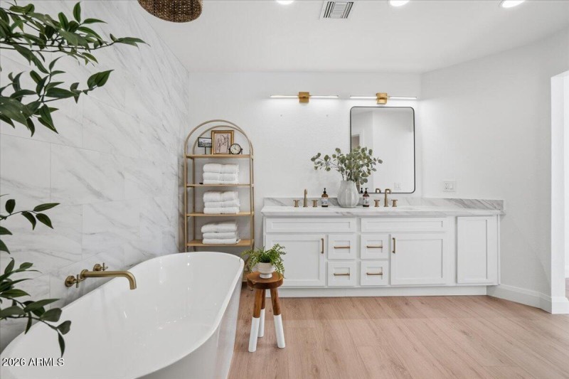 31-501 E Melody Ln_RedHogMedia