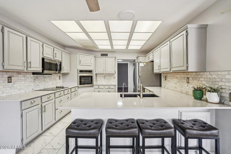 22-web-or-mls-W Antelope Dr-S0301-022