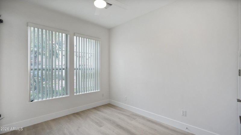 23 - Fourth Bathroom