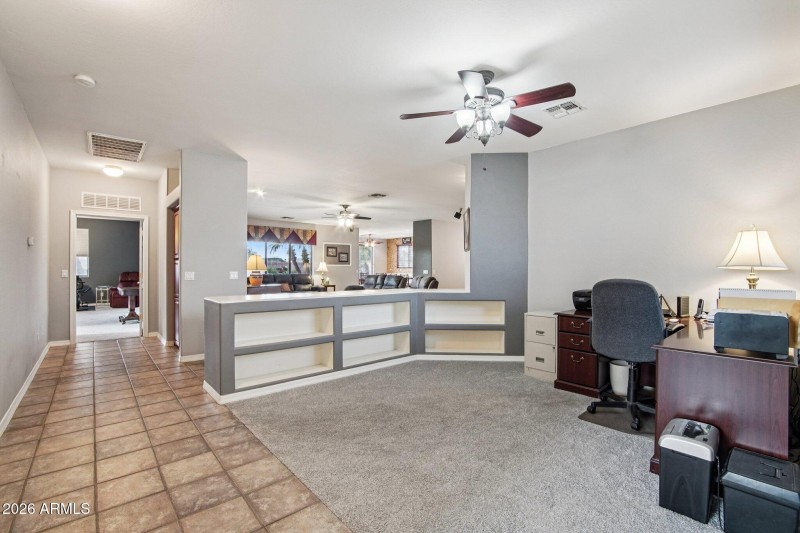 19-web-or-mls-W Bristol Ln-S0301-019