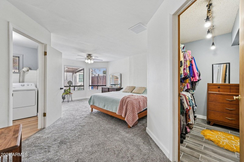 19-web-or-mls-W Corrine Dr-S0301-019