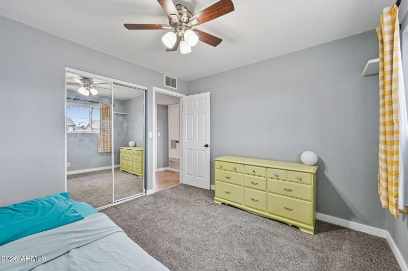 25-web-or-mls-W Corrine Dr-S0301-025