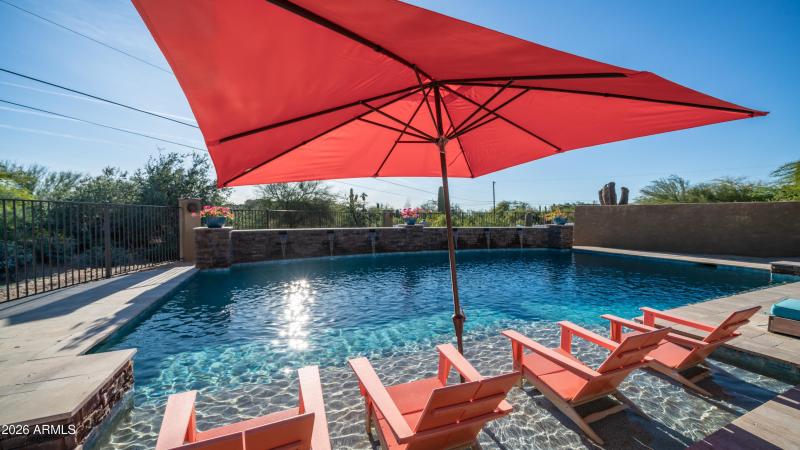 Pool sundeck