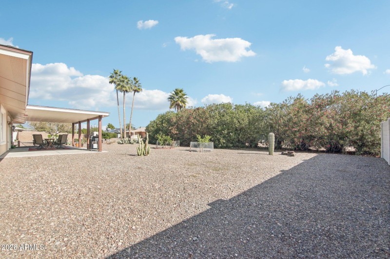 31-web-or-mls-N 134th Dr-S0301-031