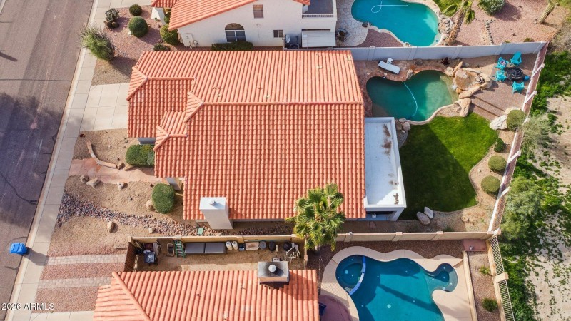 51-web-or-mls-1516-e-windsong-dr