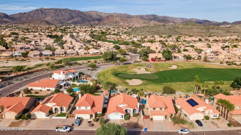 49-web-or-mls-1516-e-windsong-dr