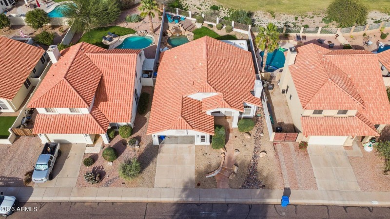 44-web-or-mls-1516-e-windsong-dr