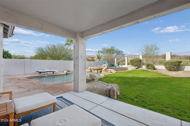 36-web-or-mls-1516-e-windsong-dr