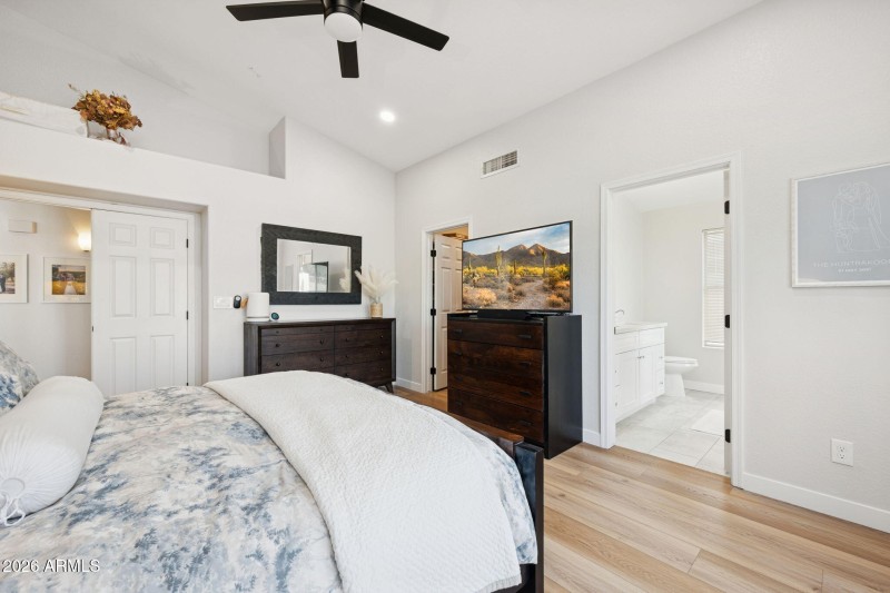 21-web-or-mls-1516-e-windsong-dr