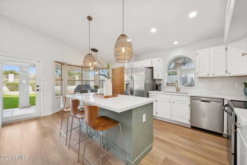 14-web-or-mls-1516-e-windsong-dr