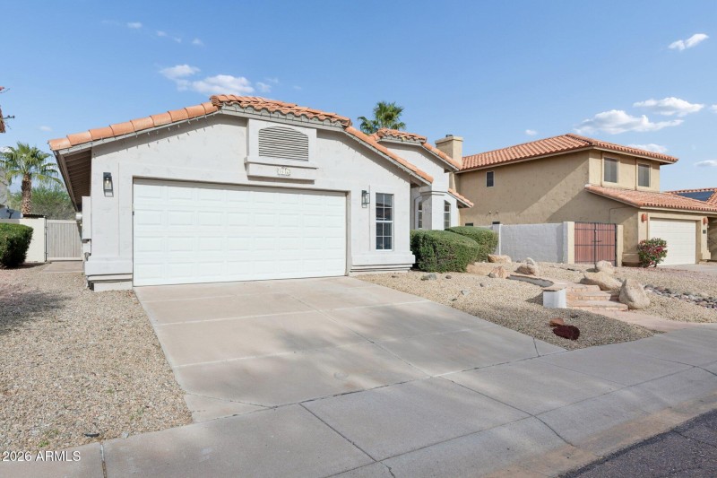 3-web-or-mls-1516-e-windsong-dr