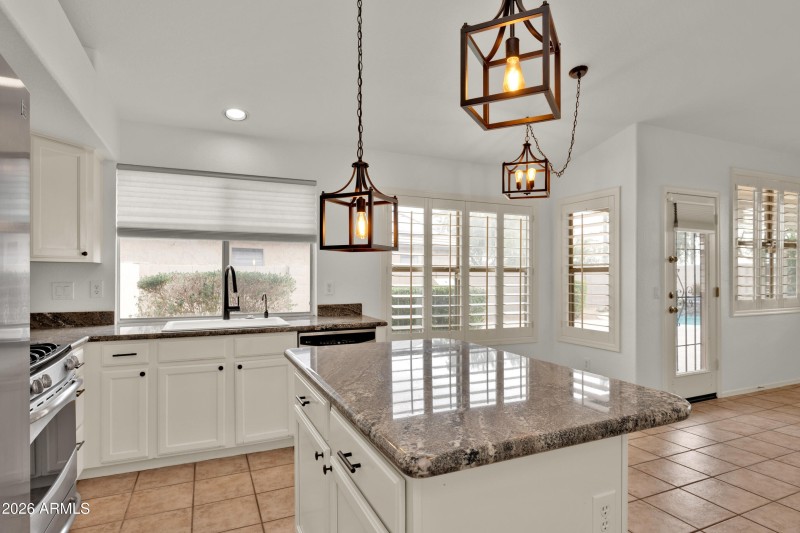 4519 E Lone Cactus Dr PRINT-24