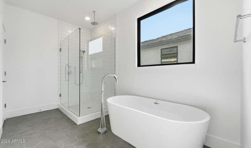 Viviendo Lot #10 Primary Bath (3) (Large