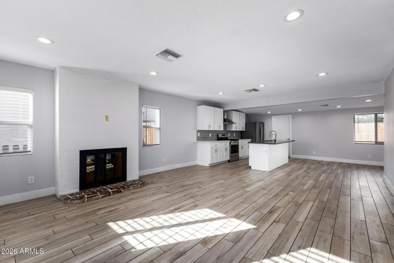 Bright and Beautiful Living