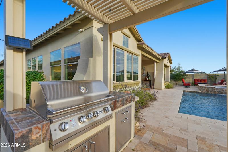 Built In Grill & Gazebo