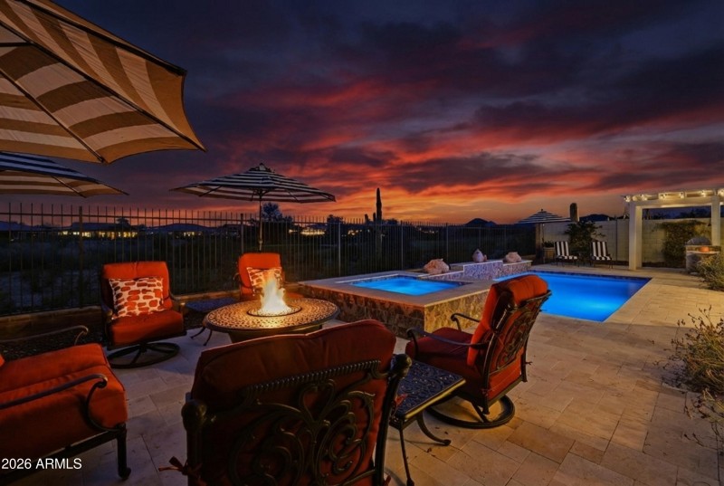 Mountain & Golf Course Views