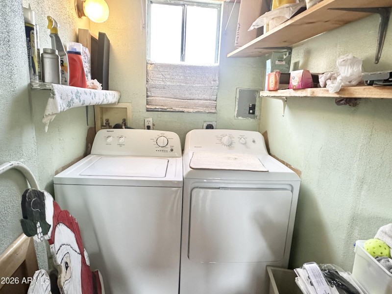 FULL SIZE WASHER/DRYER