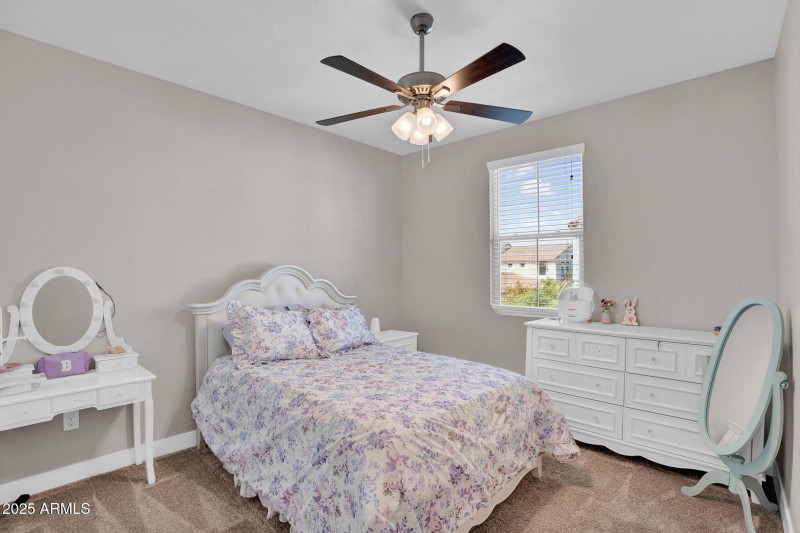 28-web-or-mls-3855 S mcqueen Rd 73-28