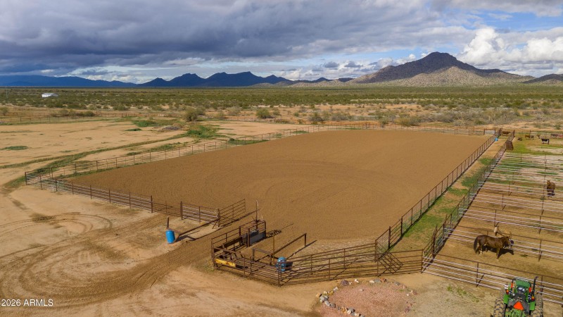 46109 W J-1 Ranch Rd00007