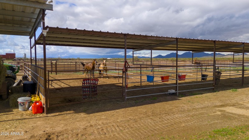 46109 W J-1 Ranch Rd00009