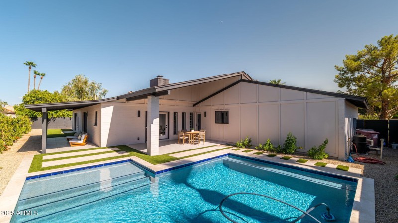 10-web-or-mls-P1132108