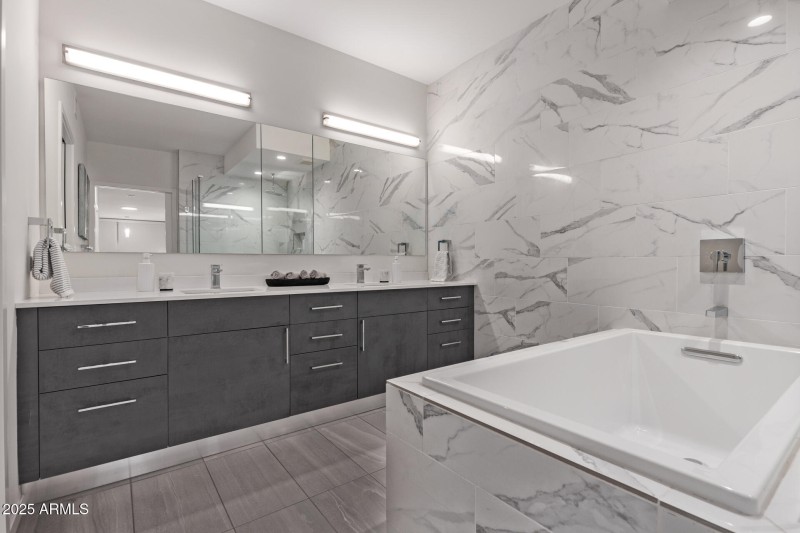 21 Kierland 7180 #516