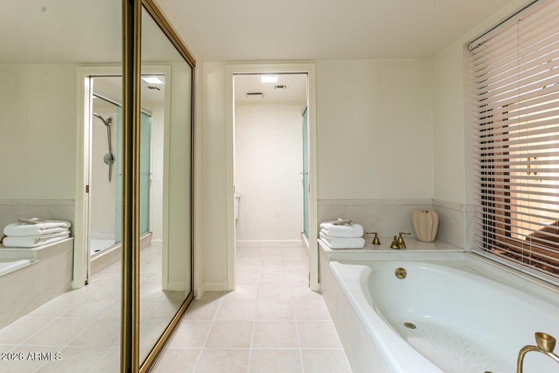 2626 Arizona Biltmore 15-42